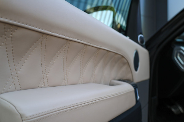 Land Rover Range Rover Sport P400e HSE Dynamic Stealth | NAP | PANO | CUSTOM INTERIEUR | MERIDIAN | MEMORY | HUD | SOFT-CLOSE |