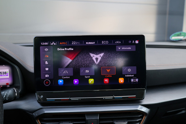 CUPRA Formentor 1.4 e-Hybrid VZ Performance | DEALER ONDH | CAMERA | ELEK TREKHAAK | ACC | KEYLESS | SPORTSTOELEN |