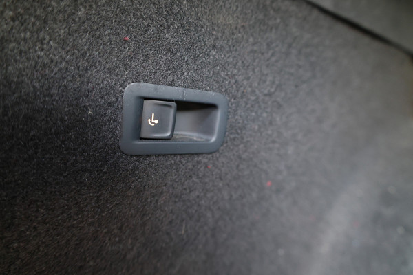 CUPRA Formentor 1.4 e-Hybrid VZ Performance | DEALER ONDH | CAMERA | ELEK TREKHAAK | ACC | KEYLESS | SPORTSTOELEN |