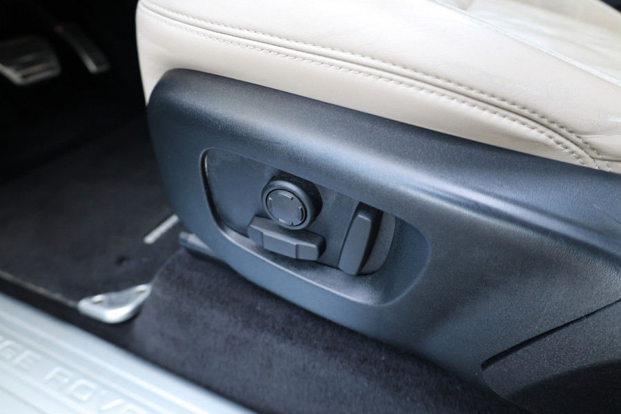 Land Rover Range Rover Sport P400e HSE Dynamic Stealth | NAP | PANO | CUSTOM INTERIEUR | MERIDIAN | MEMORY | HUD | SOFT-CLOSE |