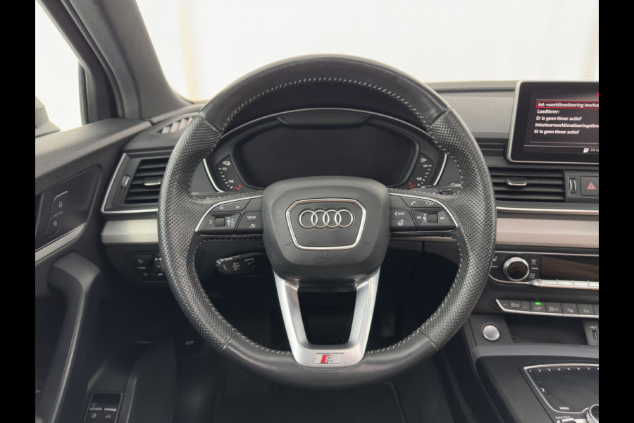 Audi Q5 55 TFSI S-Line Competition Quattro (Plug-In) Aut. *PANO | LEATHER | FULL-LED | HEATED-SPORTSEATS | KEYLESS | CAMERA | NAVI-FULLMAP | PRIVACY-GLASS | DIGI-COCKPIT | CRUISE-ADPAPTIVE | DAB | 21"ALU*