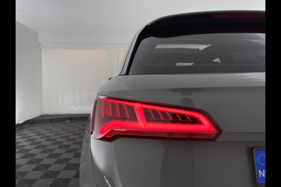 Audi Q5 55 TFSI S-Line Competition Quattro (Plug-In) Aut. *PANO | LEATHER | FULL-LED | HEATED-SPORTSEATS | KEYLESS | CAMERA | NAVI-FULLMAP | PRIVACY-GLASS | DIGI-COCKPIT | CRUISE-ADPAPTIVE | DAB | 21"ALU*
