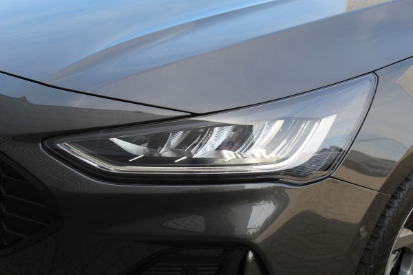 Ford FOCUS Wagon 1.0 EcoBoost Hybrid ST Line X | Adaptieve cruise | BLIS | Head-up | Trekhaak | Winterpack
