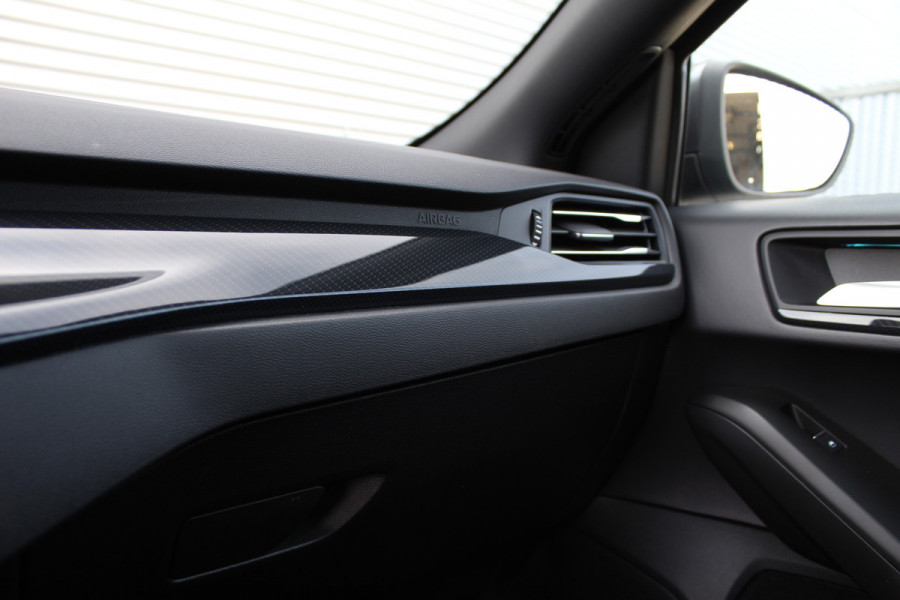 Ford FOCUS Wagon 1.0 EcoBoost Hybrid ST Line X | Adaptieve cruise | BLIS | Head-up | Trekhaak | Winterpack