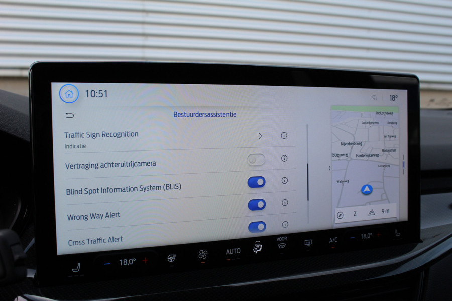 Ford FOCUS Wagon 1.0 EcoBoost Hybrid ST Line X | Adaptieve cruise | BLIS | Head-up | Trekhaak | Winterpack