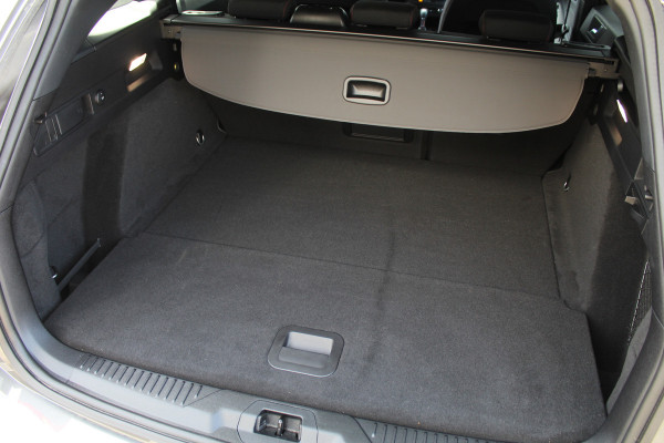 Ford FOCUS Wagon 1.0 EcoBoost Hybrid ST Line X | Adaptieve cruise | BLIS | Head-up | Trekhaak | Winterpack