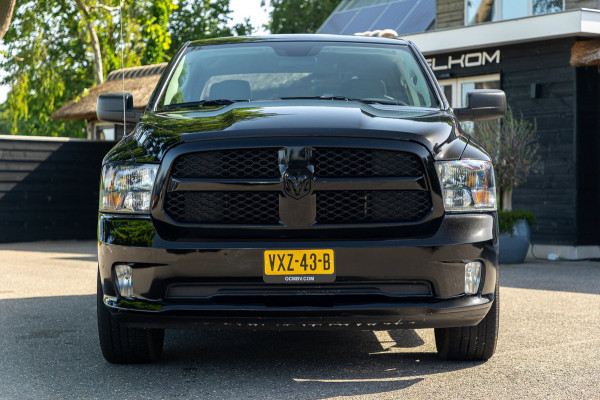 Dodge Ram 1500 5.7 V8 4x4 Crew Cab Big Horn Trekhaak I LPG I Sidebars I CarPlay I BTW I NAP