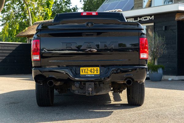 Dodge Ram 1500 5.7 V8 4x4 Crew Cab Big Horn Trekhaak I LPG I Sidebars I CarPlay I BTW I NAP