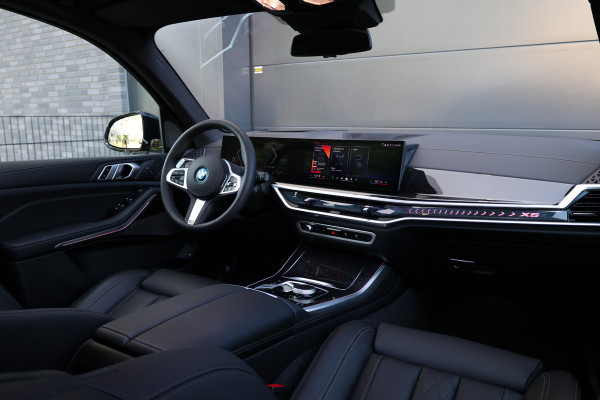 BMW X5 xDrive50e | NIEUW! | PANO | HUD | H/K | 360 | ALARM 3&5 | LUCHTVERING | ELEK TREKHAAK