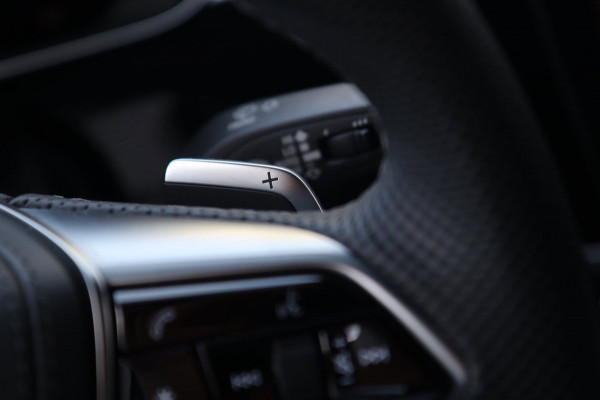 Audi A8 60 TFSI e QUATTRO LANG / PANO / SOFTCLOSE / B&O / 360 / LUCHTVERING / BOVAG 24 MAANDEN!