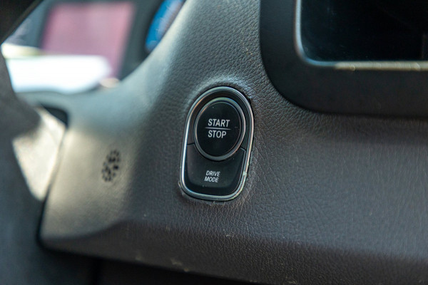 Mercedes-Benz eSprinter ESprinter L2H2 41 kWh Tussenschot met deur I Airco I Camera I Bluetooth