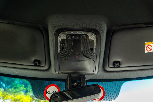 Mercedes-Benz eSprinter ESprinter L2H2 41 kWh Tussenschot met deur I Airco I Camera I Bluetooth