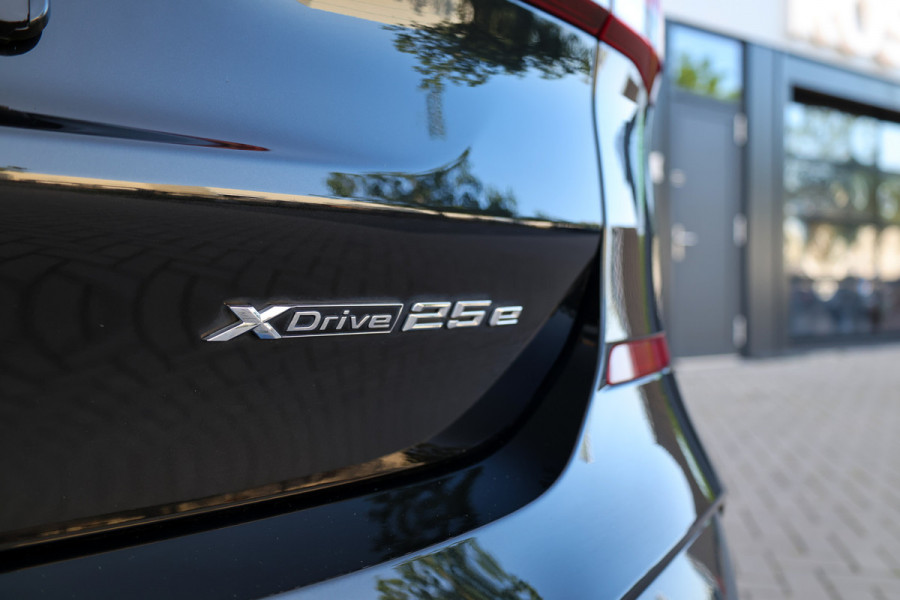 BMW X1 xDrive25e eDrive Edition | M-SPORT | DEALER ONDH | LEDER | LED | STOELVERW | ELEK KOFFERKLEP |