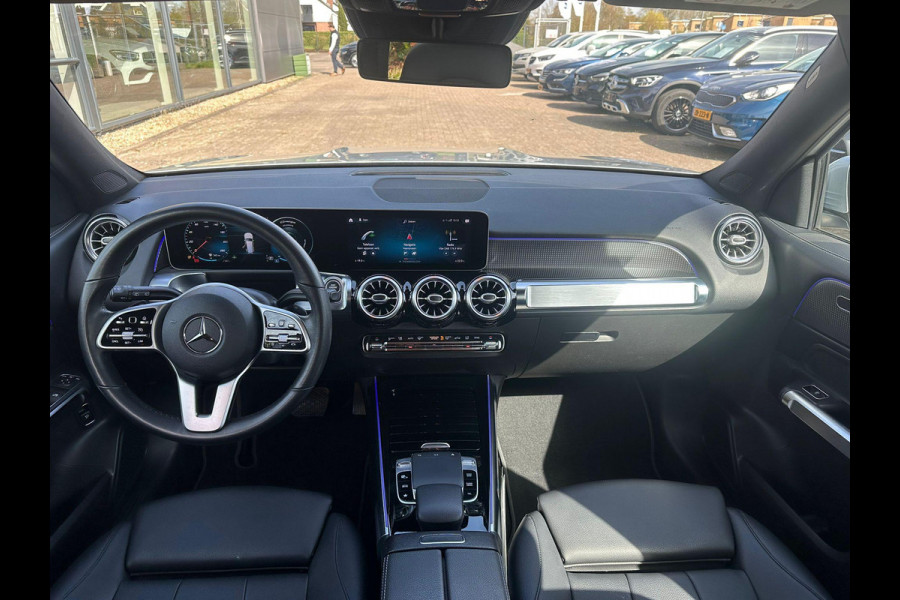 Mercedes-Benz Glb 200 Business Solution Luxury 163 PK | Dodehoeksensoren | Elektrische Achterklep | Lederen Bekleding | Stoelverwarming | Achteruitrijcamera | Eerste eigenaar