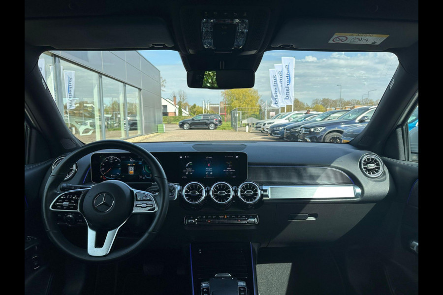 Mercedes-Benz Glb 200 Business Solution Luxury 163 PK | Dodehoeksensoren | Elektrische Achterklep | Lederen Bekleding | Stoelverwarming | Achteruitrijcamera | Eerste eigenaar