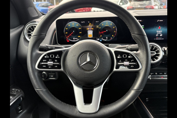 Mercedes-Benz Glb 200 Business Solution Luxury 163 PK | Dodehoeksensoren | Elektrische Achterklep | Lederen Bekleding | Stoelverwarming | Achteruitrijcamera | Eerste eigenaar