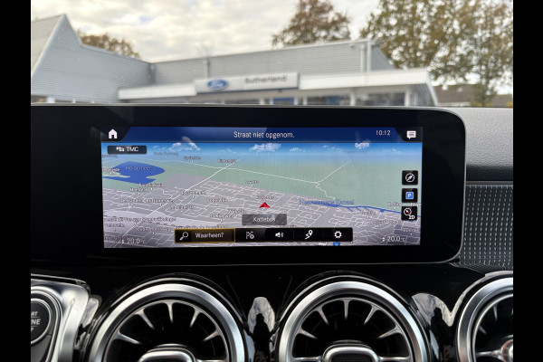 Mercedes-Benz Glb 200 Business Solution Luxury 163 PK | Dodehoeksensoren | Elektrische Achterklep | Lederen Bekleding | Stoelverwarming | Achteruitrijcamera | Eerste eigenaar