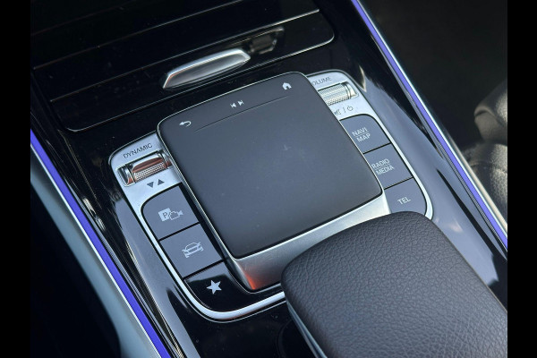 Mercedes-Benz Glb 200 Business Solution Luxury 163 PK | Dodehoeksensoren | Elektrische Achterklep | Lederen Bekleding | Stoelverwarming | Achteruitrijcamera | Eerste eigenaar