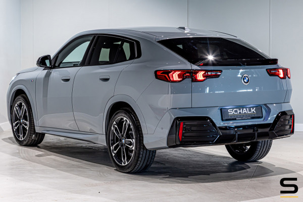 BMW X2 SDrive20i|M-sport|H&K|StoelV|Memory|Fis€54.700