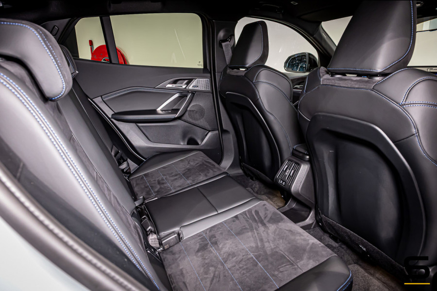 BMW X2 SDrive20i|M-sport|H&K|StoelV|Memory|Fis€54.700