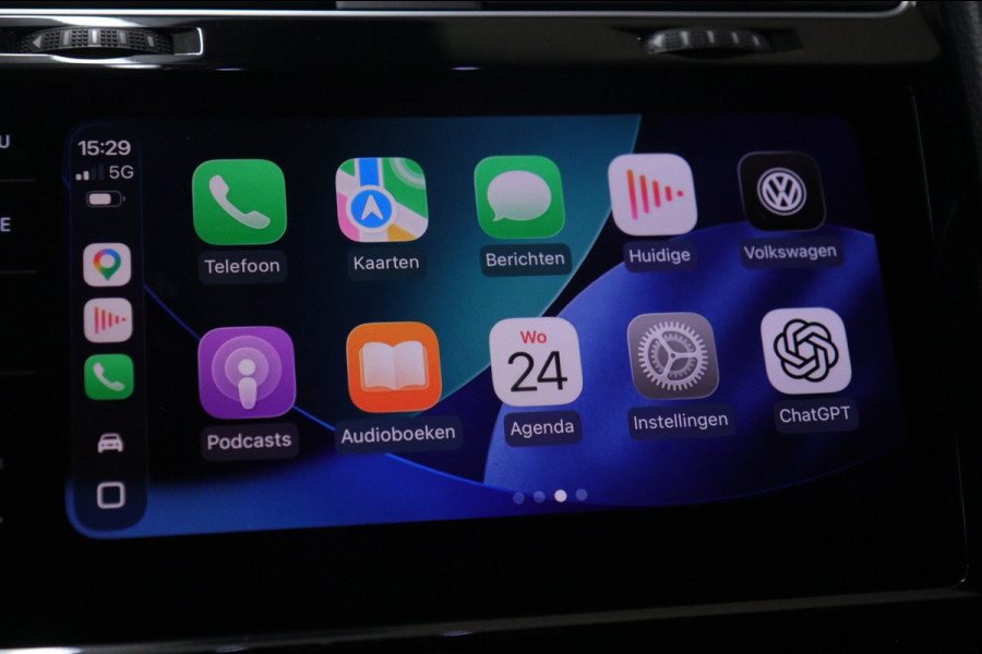 Volkswagen Golf 2.0 TSI GTI TCR /PANO/CARPLAY/CAM/KEYLESS/ACC/DCC/VOL
