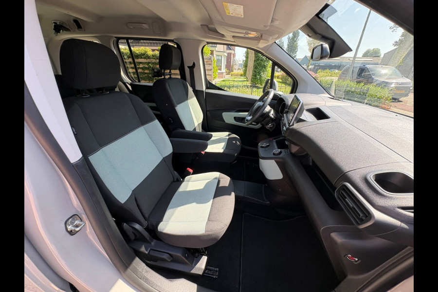 Citroën Berlingo 1.2 PureTech Shine AUTOMAAT,CAMERA,Car-play,Cruis,Clima,Stoelverwarming,WeinigKM.Garantie