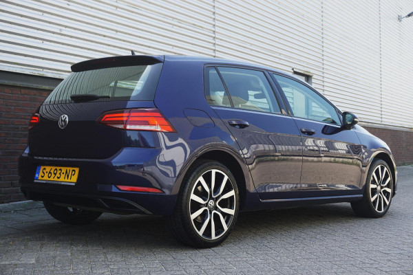 Volkswagen Golf 1.0 TSI Highline/CARPLAY/18 INCH/CAMERA/DAB.