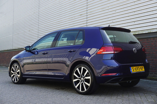 Volkswagen Golf 1.0 TSI Highline/CARPLAY/18 INCH/CAMERA/DAB.