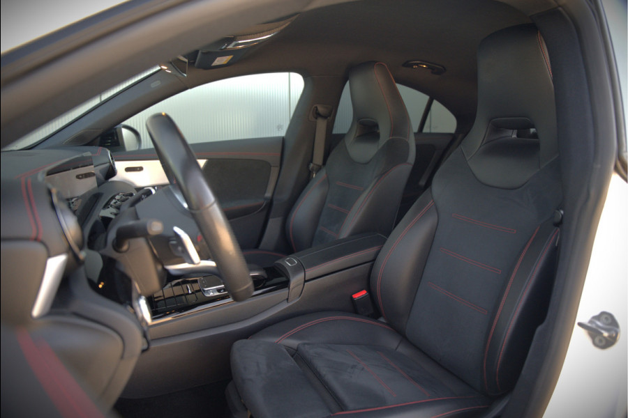 Mercedes-Benz CLA-Klasse 180 Advantage AMG | Stoelverwarming | Parkeersensoren | Navigatie | Cruise Control | Keyless | Camera | Climate Control