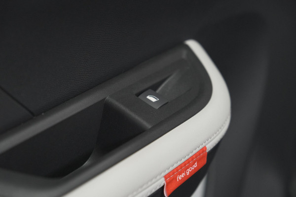 Citroën Ë-C3 Aircross Plus 113pk Extended Range 54 kWh | 11 KW Lader | Camera | Apple CarPlay | Parkeersensoren