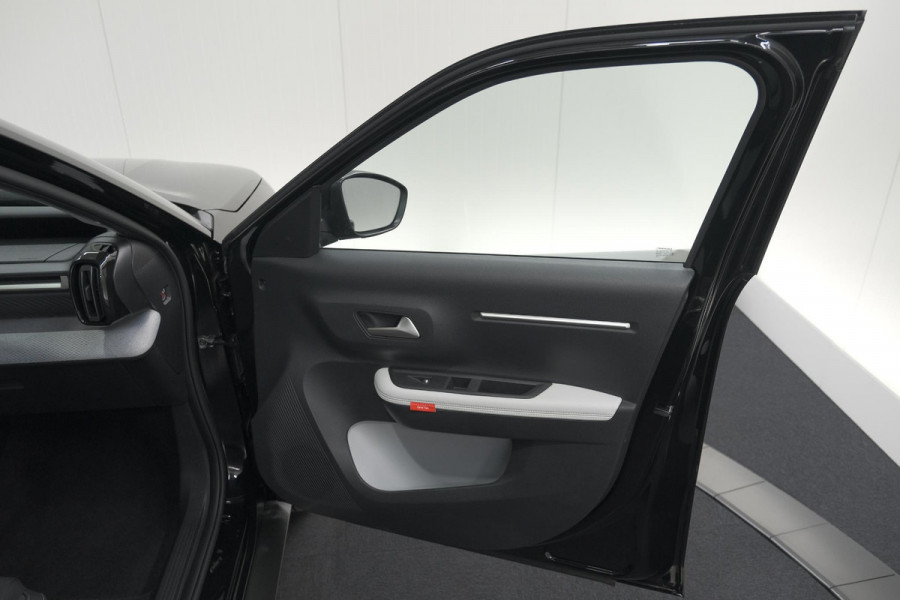 Citroën Ë-C3 Aircross Plus 113pk Extended Range 54 kWh | 11 KW Lader | Camera | Apple CarPlay | Parkeersensoren