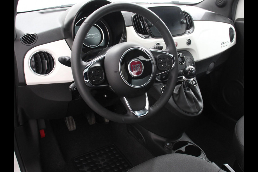 Fiat 500 1.0 Hybrid Dolcevita Finale Panorama dak Control Parkeer Sensoren  Lichtmetalen Velgen Cruise Control
