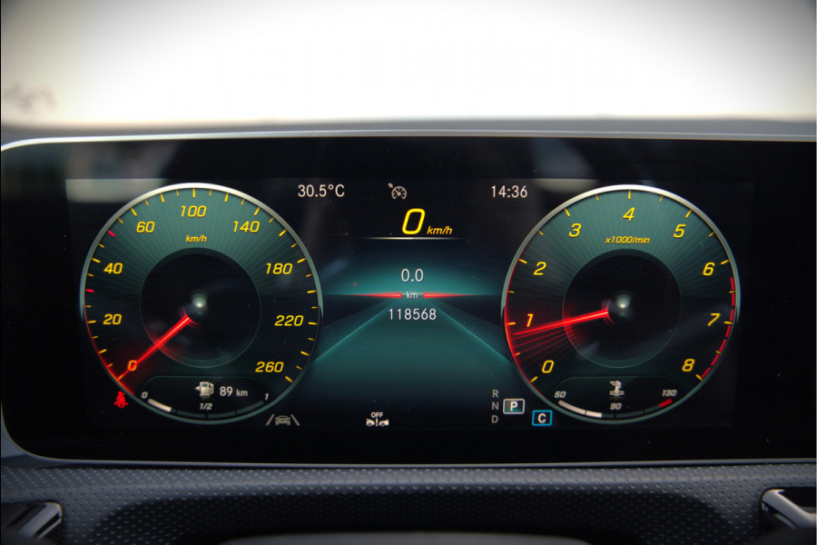 Mercedes-Benz CLA-Klasse 180 Advantage AMG | Stoelverwarming | Parkeersensoren | Navigatie | Cruise Control | Keyless | Camera | Climate Control