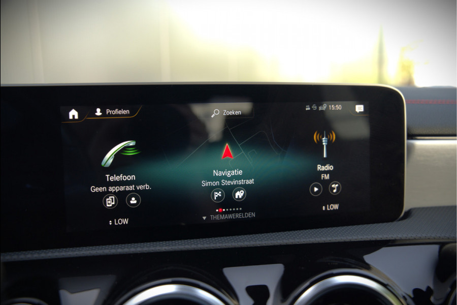 Mercedes-Benz CLA-Klasse 180 Advantage AMG | Stoelverwarming | Parkeersensoren | Navigatie | Cruise Control | Keyless | Camera | Climate Control
