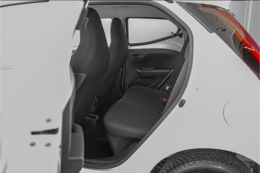 Toyota Aygo 1.0 VVT-i x 5 Deurs Airco CarPlay