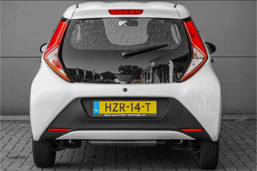 Toyota Aygo 1.0 VVT-i x 5 Deurs Airco CarPlay