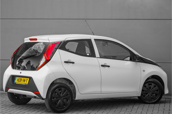 Toyota Aygo 1.0 VVT-i x 5 Deurs Airco CarPlay