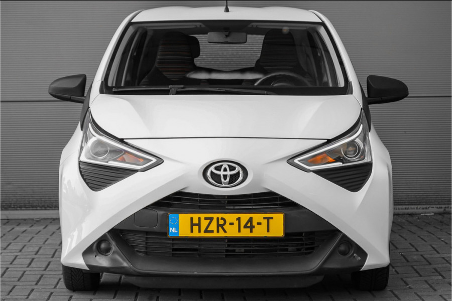 Toyota Aygo 1.0 VVT-i x 5 Deurs Airco CarPlay