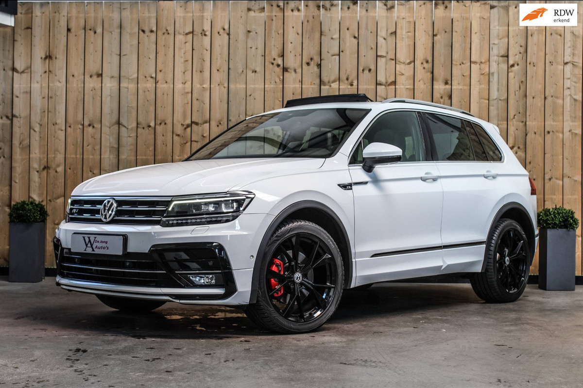 Volkswagen Tiguan 2.0 TSI 4Motion 3X R-Line *Pano*Head-Up*Camera*Leder*Trekhaak*