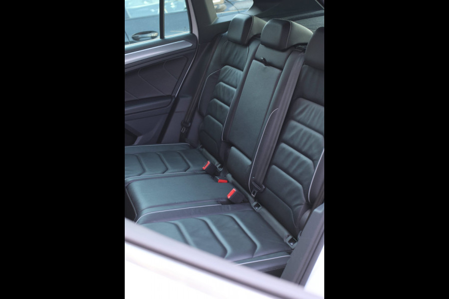 Volkswagen Tiguan 2.0 TSI 4Motion 3X R-Line *Pano*Head-Up*Camera*Leder*Trekhaak*