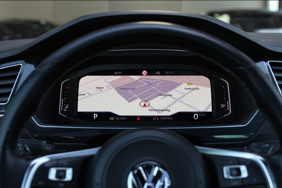 Volkswagen Tiguan 2.0 TSI 4Motion 3X R-Line *Pano*Head-Up*Camera*Leder*Trekhaak*