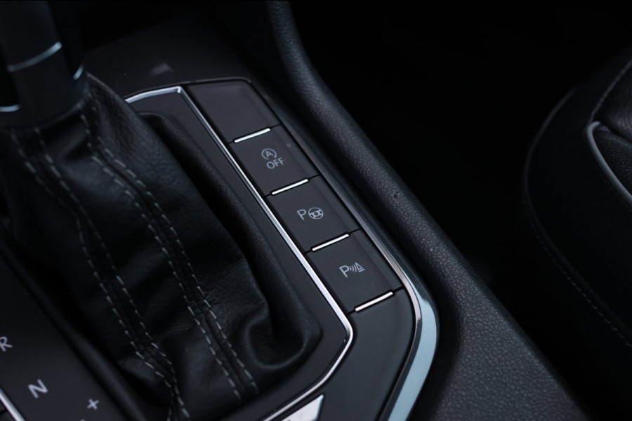 Volkswagen Tiguan 2.0 TSI 4Motion 3X R-Line *Pano*Head-Up*Camera*Leder*Trekhaak*