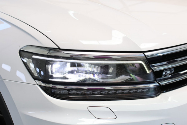 Volkswagen Tiguan 2.0 TSI 4Motion 3X R-Line *Pano*Head-Up*Camera*Leder*Trekhaak*