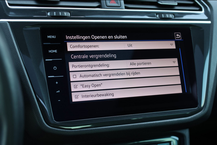 Volkswagen Tiguan 2.0 TSI 4Motion 3X R-Line *Pano*Head-Up*Camera*Leder*Trekhaak*