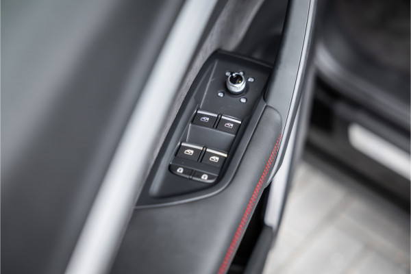 Audi Q5 Sportback 55 TFSI e S edition - S Line | Panorama | Luchtvering | Memory