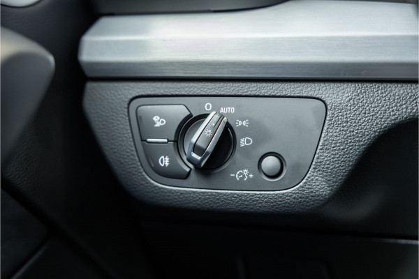 Audi Q5 Sportback 55 TFSI e S edition - S Line | Panorama | Luchtvering | Memory