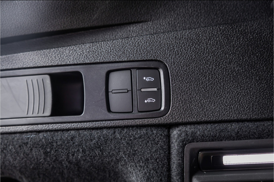 Audi Q5 Sportback 55 TFSI e S edition - S Line | Panorama | Luchtvering | Memory