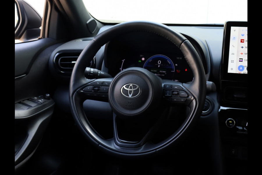 Toyota Yaris Cross 1.5 Hybr 130 Dynamic | Stoelverwarming | Parkeersensor | Trekhaa