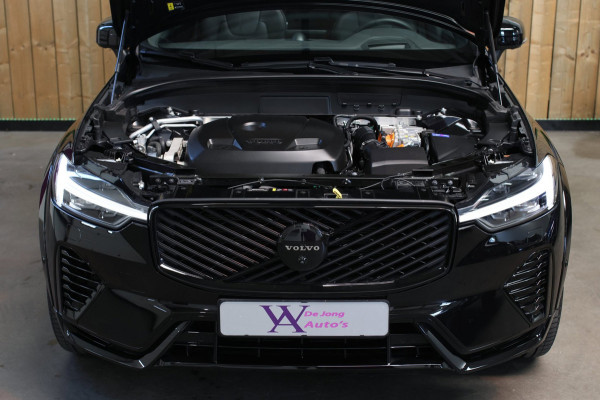 Volvo XC60 2.0 T8 Plug-in hybrid AWD Ultra Black Edition *B&W*Pano*Massage*Luchtvering*