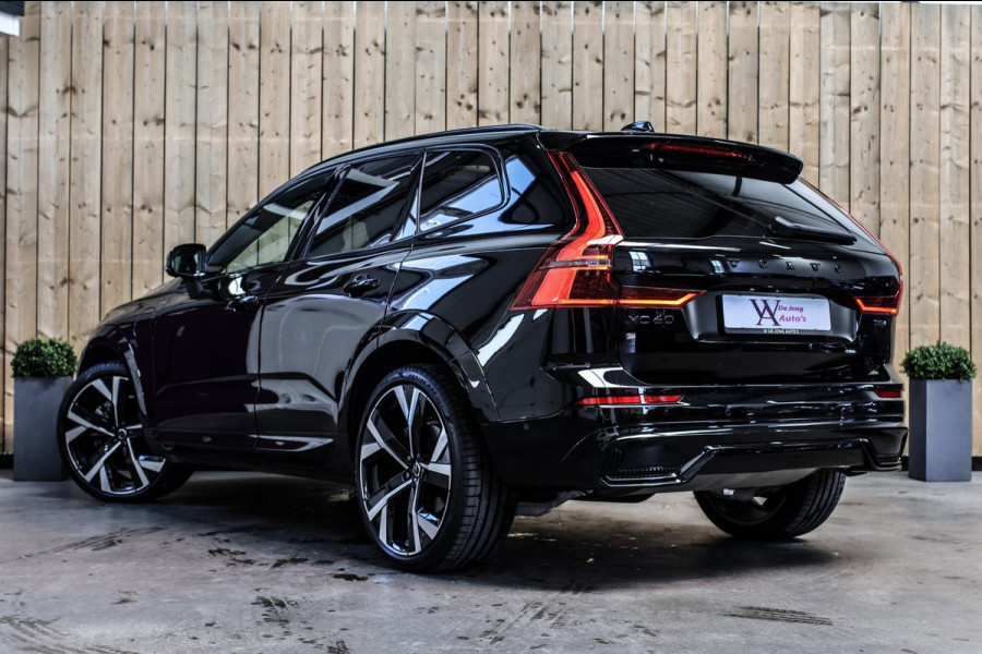 Volvo XC60 2.0 T8 Plug-in hybrid AWD Ultra Black Edition *B&W*Pano*Massage*Luchtvering*